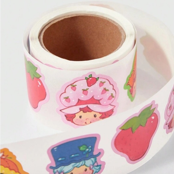 Strawberry shortcake 🍰 Sticker roll 1022 - Picture 3 of 4